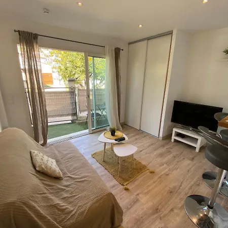 Apartamento Proche De La De L'almanarre Hyères