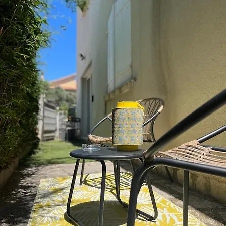 Proche De La De L'almanarre